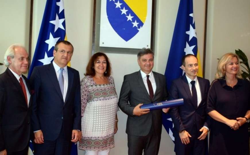 Vođa delegacije EPP-a čestitao Zvizdiću na napretku u integracijskim procesima  